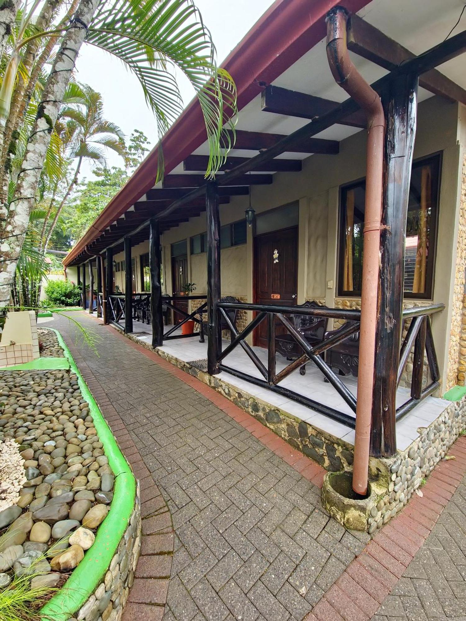 Diuwak Otel Dominical Dış mekan fotoğraf